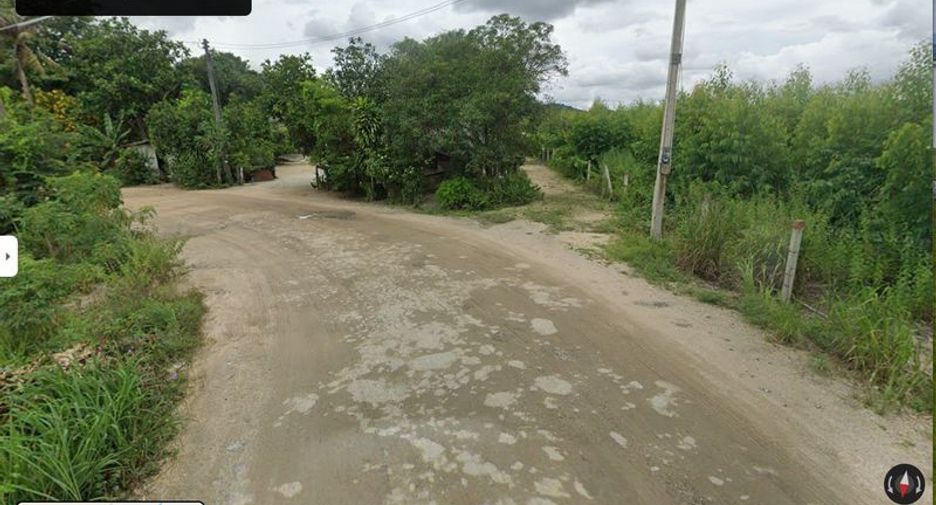 Terreno en venta en Ban Bueng, Chonburi