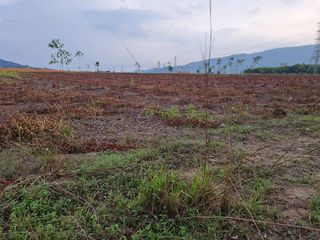 Grundstück zum Kauf in Ban Bueng, Chonburi