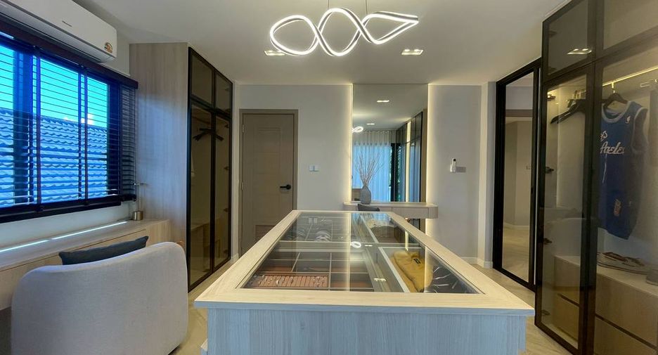 Haus zur Miete und zum Kauf mit 4 Zimmer in San Sai, Chiang Mai