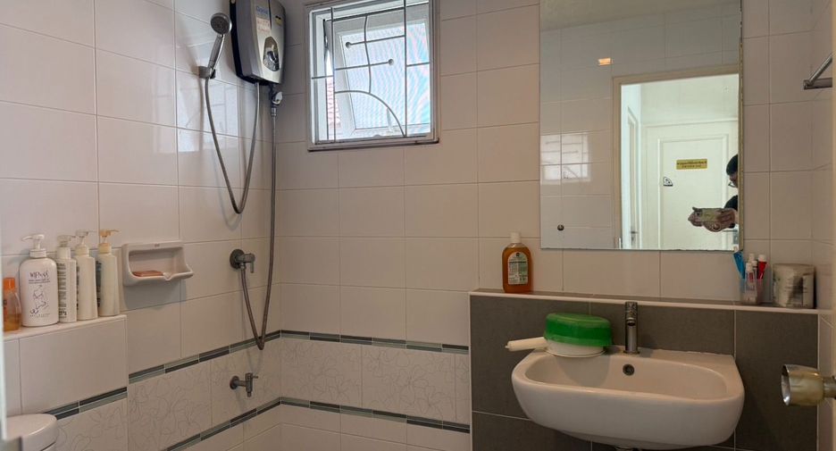 For sale 3 bedrooms house in Sai Mai, Bangkok