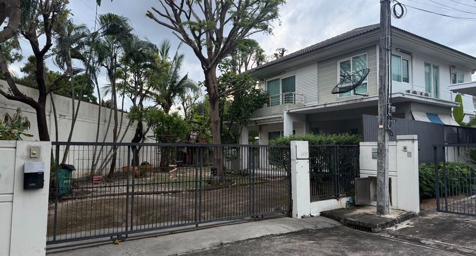 For sale 3 bedrooms house in Sai Mai, Bangkok