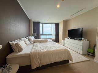 For rent 3 bedrooms condo in Bang Lamung, Chonburi