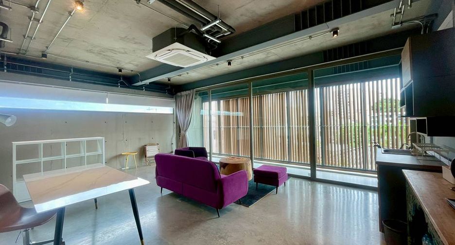 Büro zur Miete mit 6 Zimmer in Mueang Chiang Mai, Chiang Mai