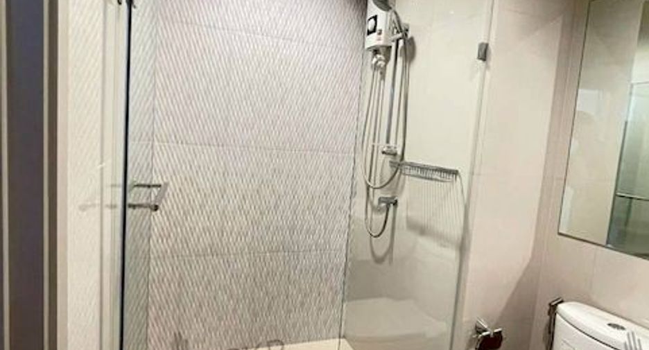For rent and for sale 1 bed condo in Khlong Toei, Bangkok