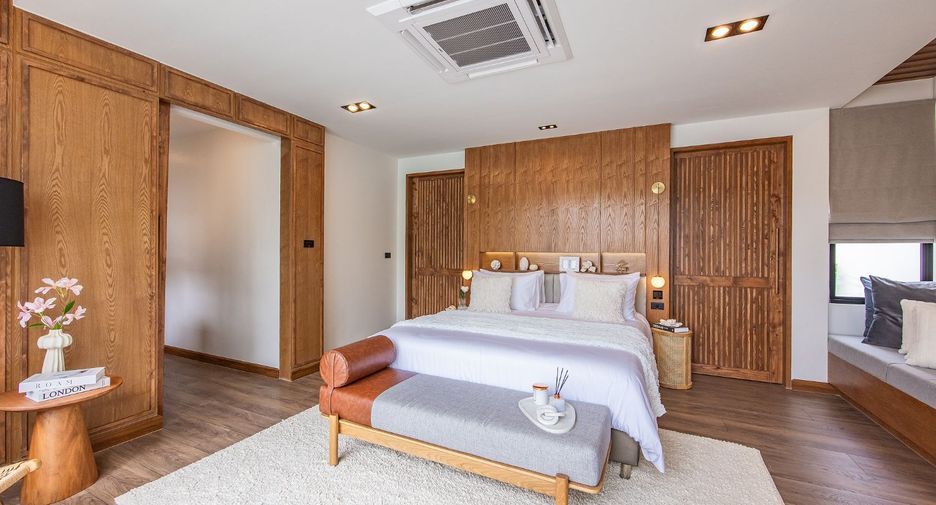 For sale 3 bedrooms villa in Mueang Phuket, Phuket