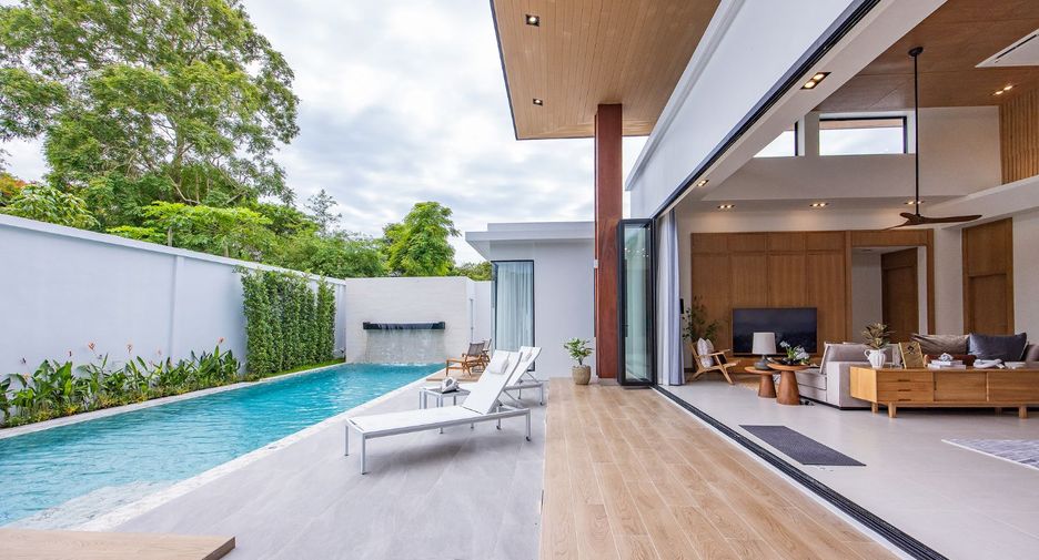For sale 3 bedrooms villa in Mueang Phuket, Phuket