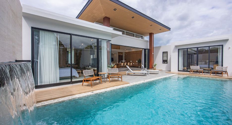 For sale 3 bedrooms villa in Mueang Phuket, Phuket