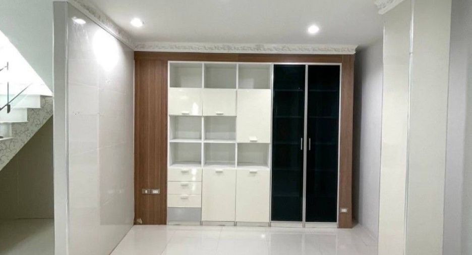Аренда студия дом в Mueang Pathum Thani, Патумтани