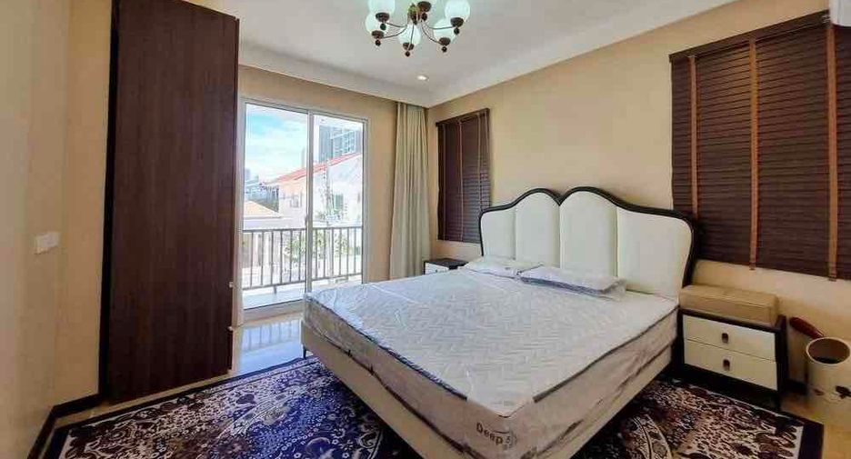 Villa zum Kauf mit 4 Zimmer in Bang Lamung, Chonburi
