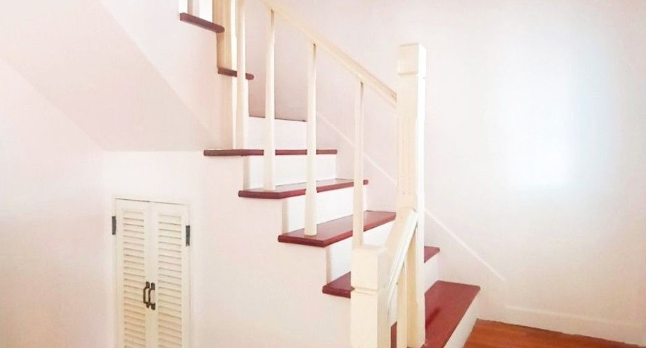 For sale 3 bedrooms townhouse in Mueang Samut Sakhon, Samut Sakhon