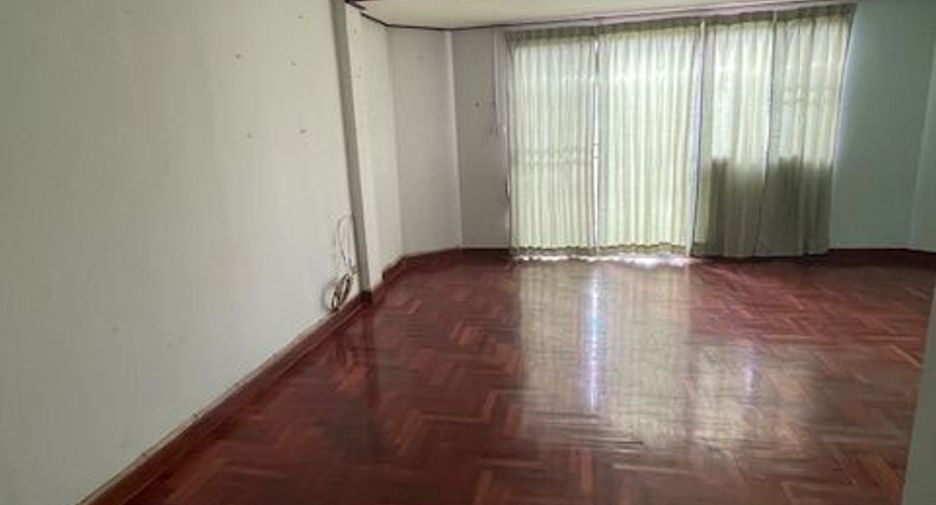 ขาย 4 ห้องนอน ทาวน์เฮ้าส์ ใน เมืองเชียงใหม่, เชียงใหม่