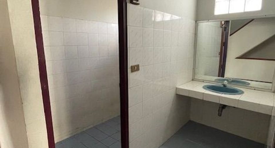 ขาย 4 ห้องนอน ทาวน์เฮ้าส์ ใน เมืองเชียงใหม่, เชียงใหม่