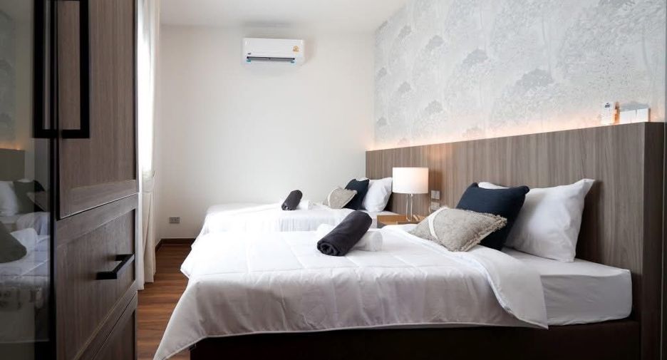 For rent and for sale 4 bedrooms house in Sattahip, Chonburi