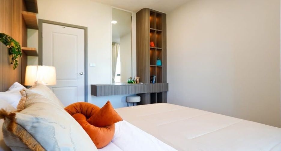 For rent and for sale 4 bedrooms house in Sattahip, Chonburi
