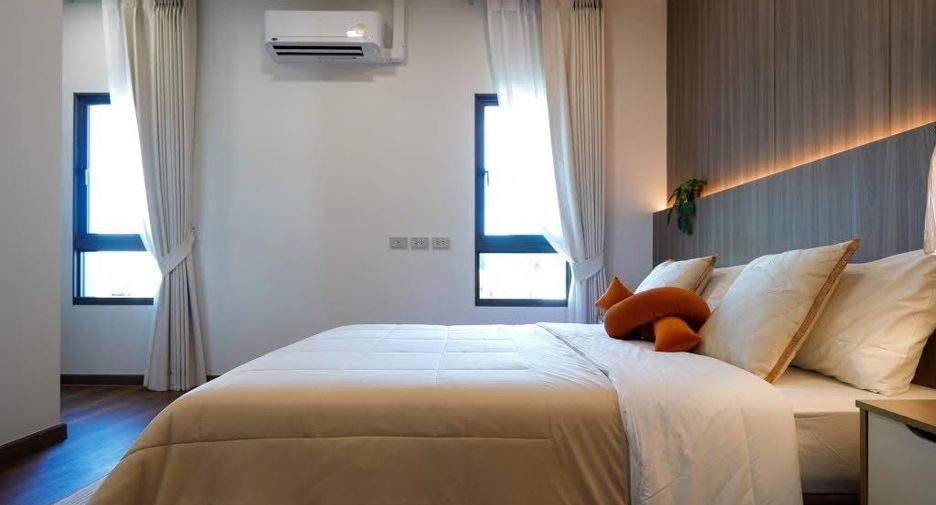 For rent and for sale 4 bedrooms house in Sattahip, Chonburi