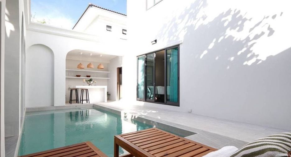 For rent and for sale 4 bedrooms house in Sattahip, Chonburi