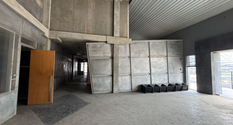 For rent retail Space in Min Buri, Bangkok