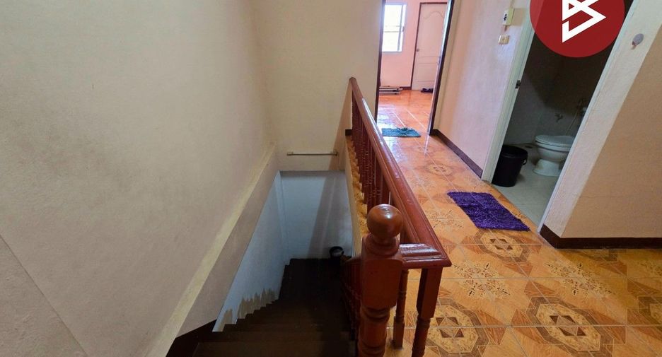 For sale studio townhouse in Phra Samut Chedi, Samut Prakan
