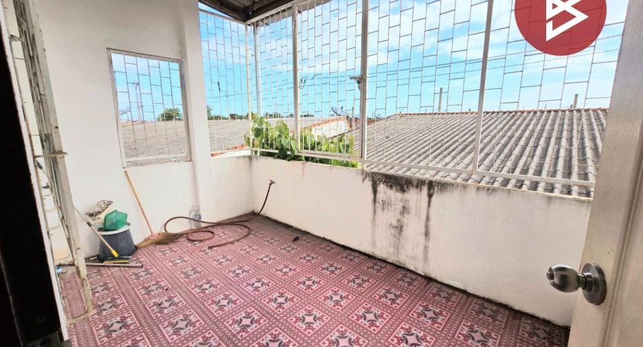 For sale studio townhouse in Phra Samut Chedi, Samut Prakan