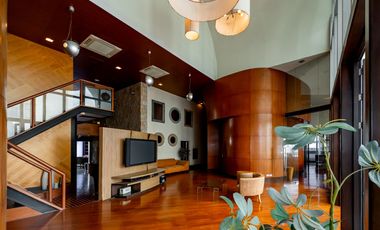 For sale 4 bedrooms condo in Sathon, Bangkok