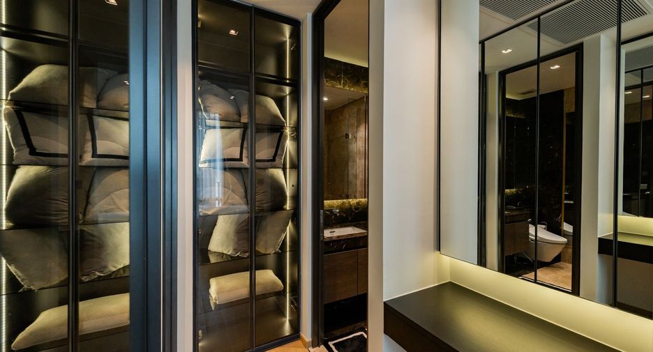 Продажа 1 кровать кондо в Патхум Щан, Бангкок