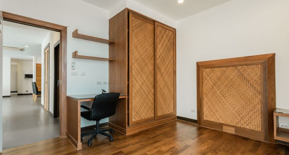 Condo en venta de 4 habitaciones en Watthana, Bangkok