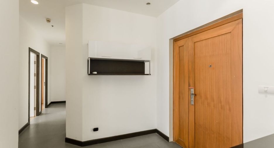 Condo en venta de 4 habitaciones en Watthana, Bangkok