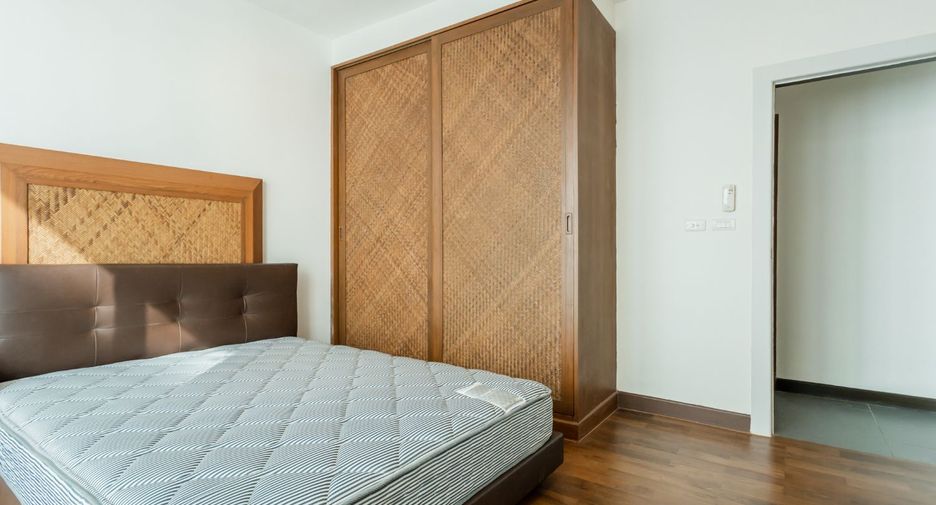 Condo en venta de 4 habitaciones en Watthana, Bangkok