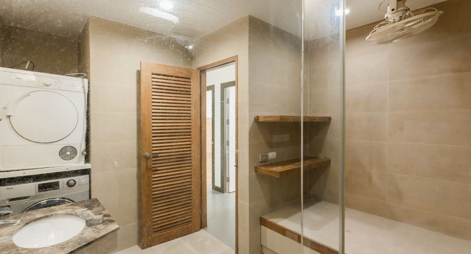 Condo en venta de 4 habitaciones en Watthana, Bangkok