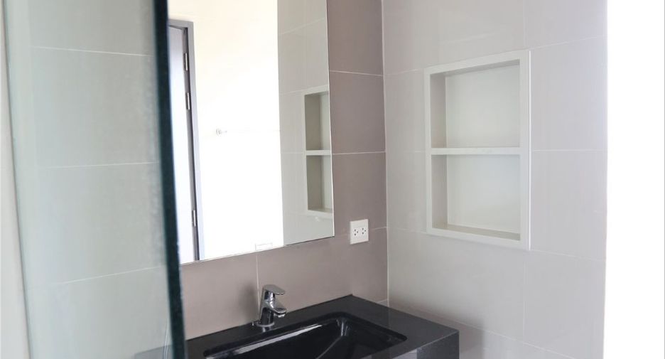 For rent and for sale 1 bed condo in Khlong Toei, Bangkok