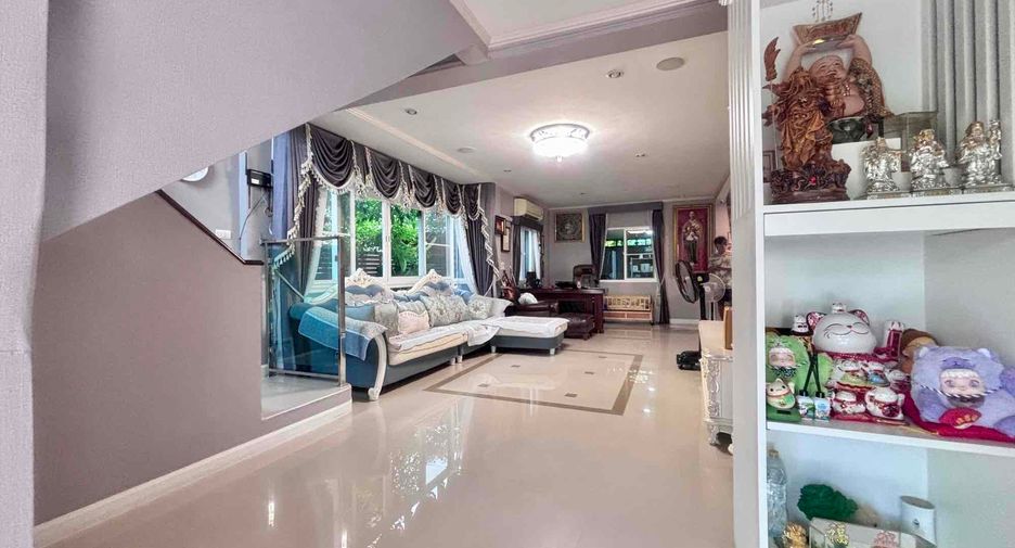 For sale 4 bedrooms house in Rat Burana, Bangkok