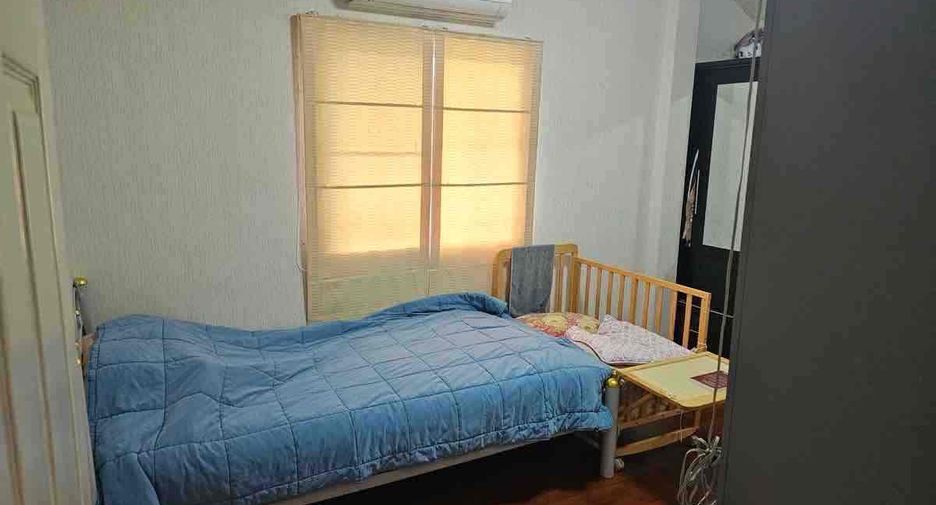 For sale 4 bedrooms house in Rat Burana, Bangkok