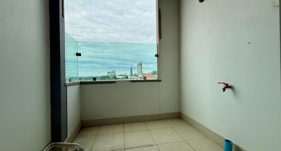 For sale 1 bed condo in Si Racha, Chonburi
