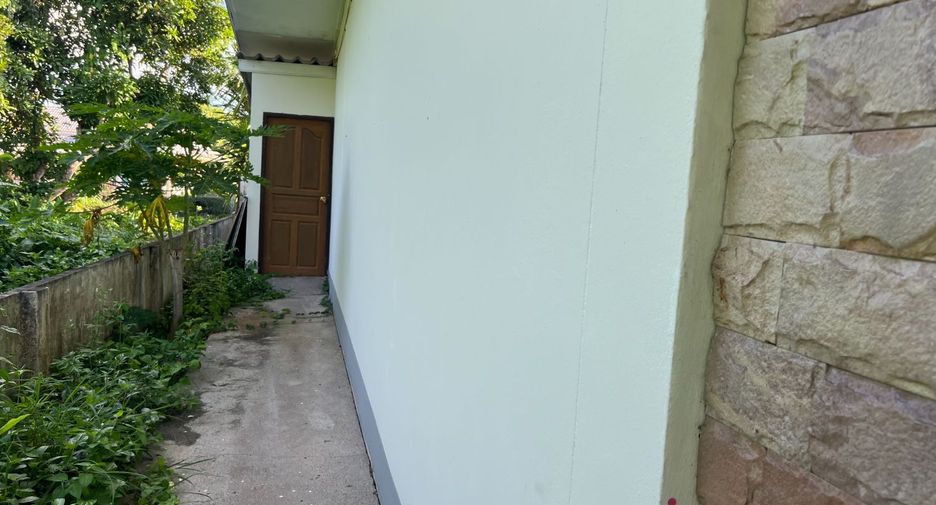 For sale 1 bed retail Space in San Sai, Chiang Mai