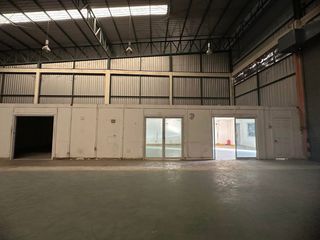 Lagerhaus zur Miete in Si Racha, Chonburi