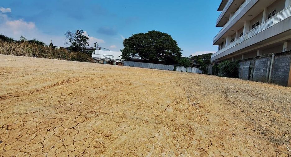 For rent land in Phra Khanong, Bangkok