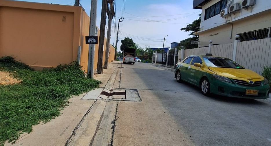 For rent land in Phra Khanong, Bangkok