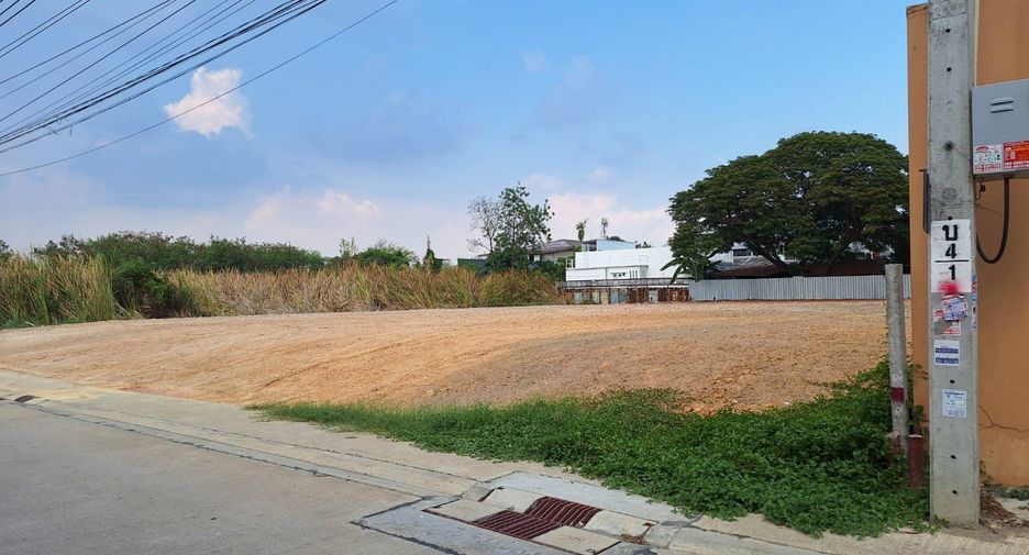 For rent land in Phra Khanong, Bangkok