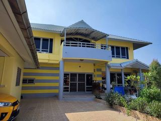 出售 6 卧室 独立屋 在 Mueang Pathum Thani, Pathum Thani