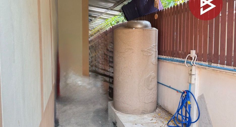 For sale 2 bedrooms house in Mueang Phetchaburi, Phetchaburi