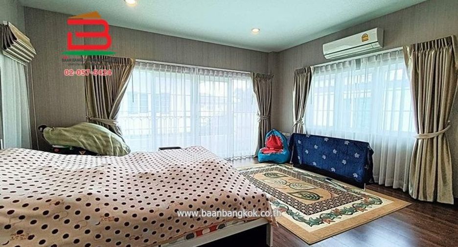 For rent 3 bedrooms house in Mueang Pathum Thani, Pathum Thani