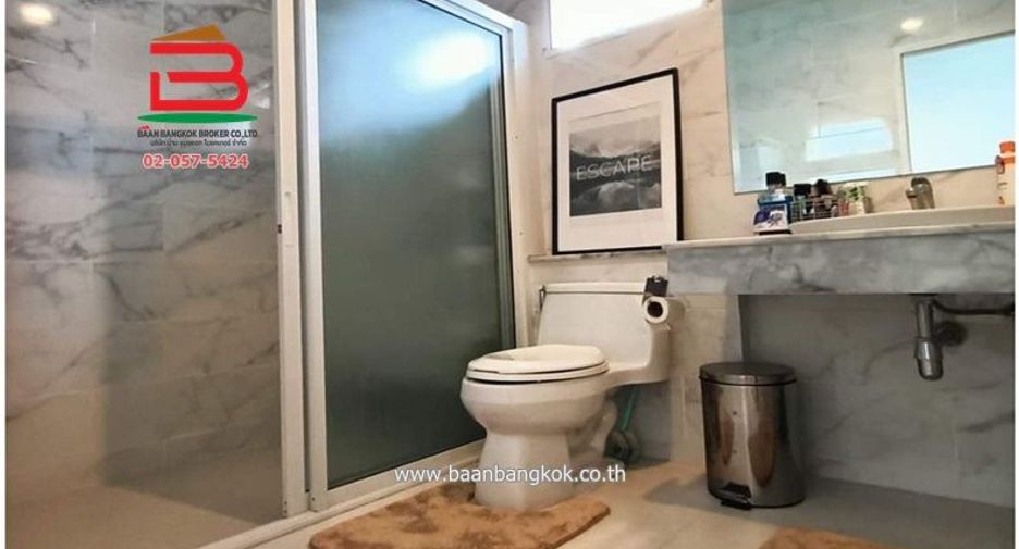 For rent 3 bedrooms house in Mueang Pathum Thani, Pathum Thani