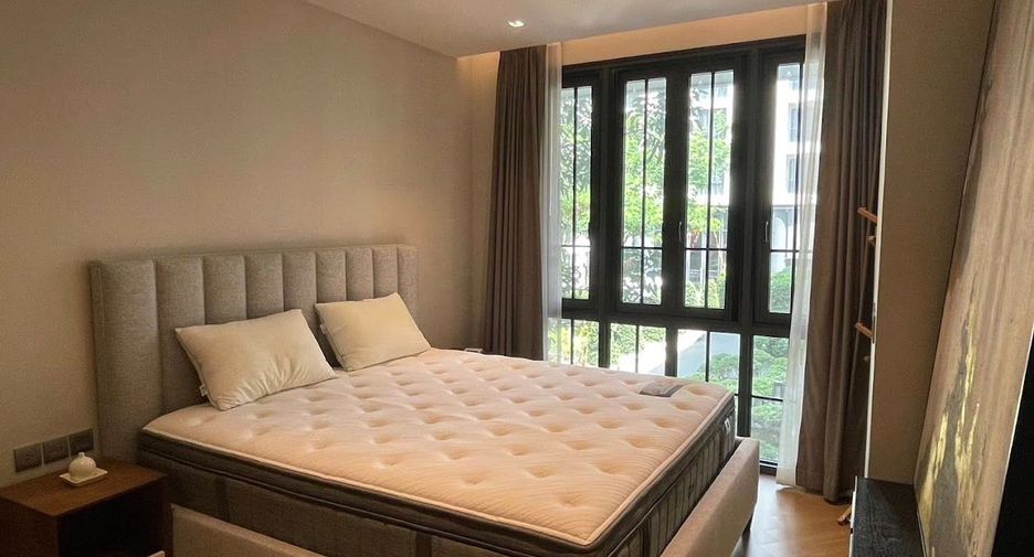 For rent and for sale 2 bedrooms condo in Watthana, Bangkok