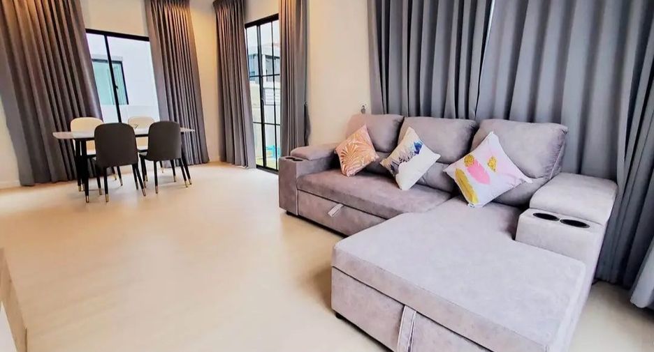 Casa en alquiler de 3 habitaciones en Lat Krabang, Bangkok
