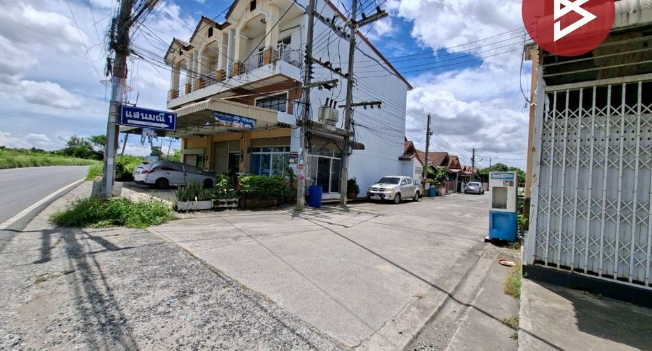 For sale retail Space in Phan Thong, Chonburi