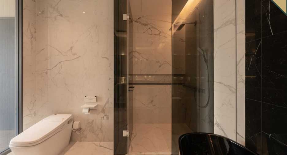 For sale 2 bedrooms condo in Watthana, Bangkok