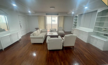 For sale 3 bedrooms condo in Watthana, Bangkok