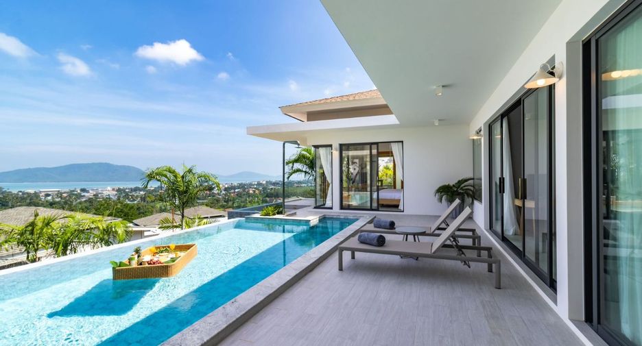 For rent 3 bedrooms villa in Mueang Phuket, Phuket