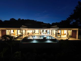 For rent 3 bedrooms villa in Mueang Phuket, Phuket