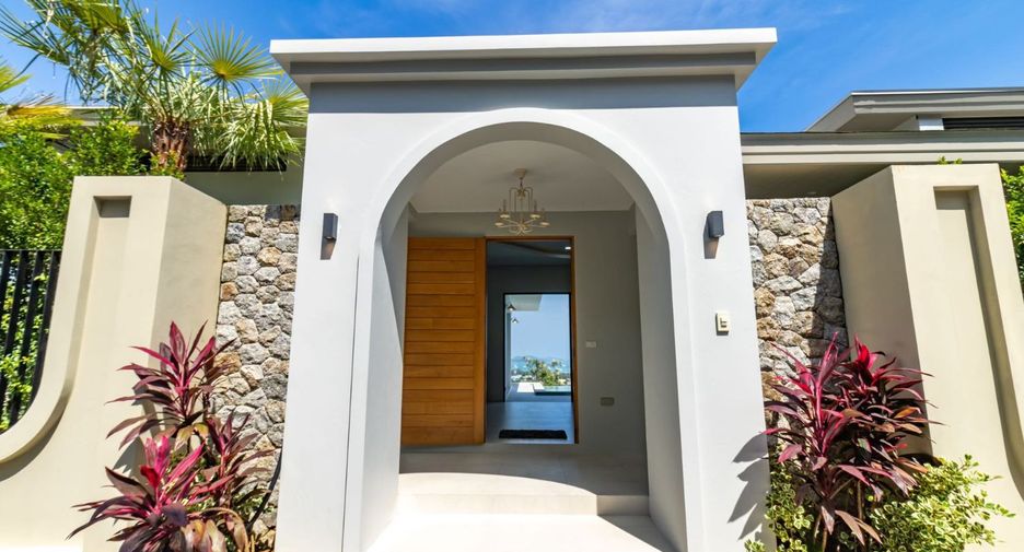 For rent 3 bedrooms villa in Mueang Phuket, Phuket